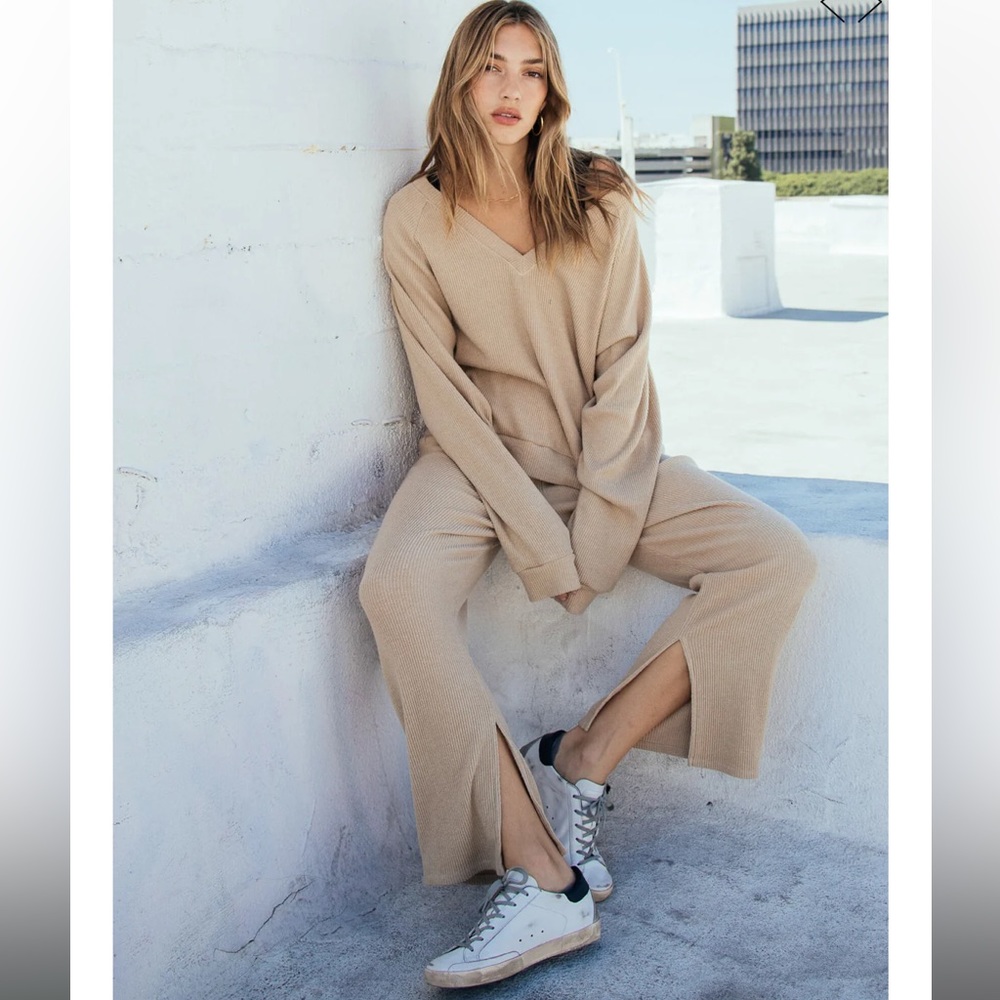 Electric and rose Cade pullover